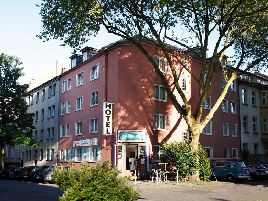 Stadt-Gut-Hotel Rheinischer Hof Essen Exterior photo